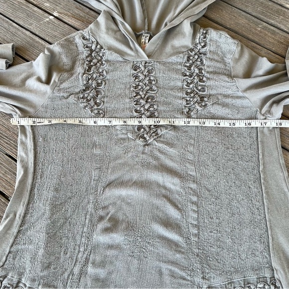 Free People Hooded High Low Tunic Dress Embroidered Drapey Hem Gray Small GUC - Picture 13 of 16